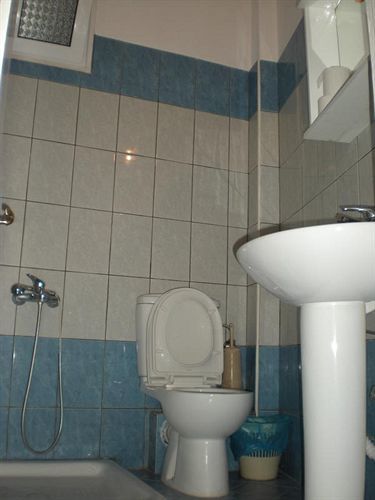 Stavrodromi Hotel 이구메니차 외부 사진